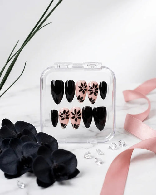 The Black Flower Nail O Lash