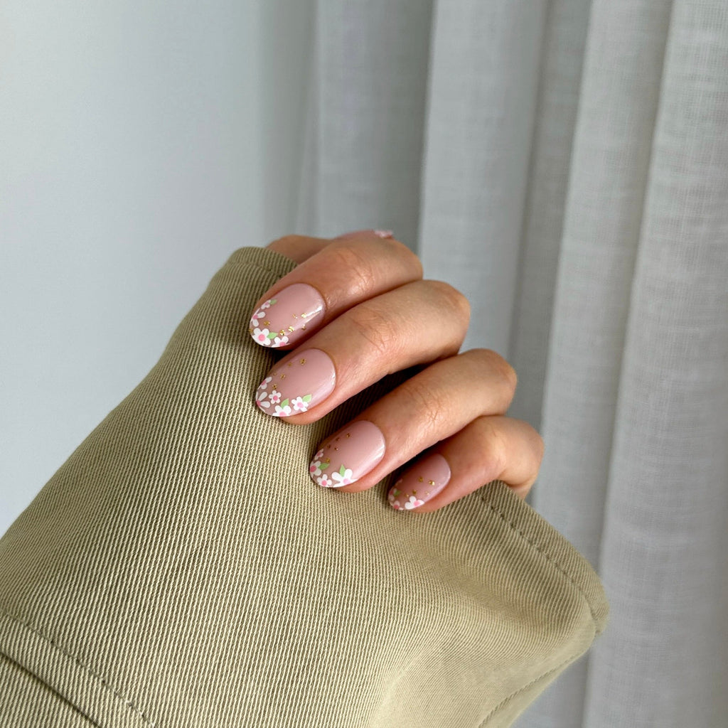 Daisy Tips Gel Press-On Nails