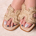 Dainty Dotted Pedi