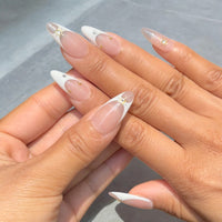White star Nail O Lash