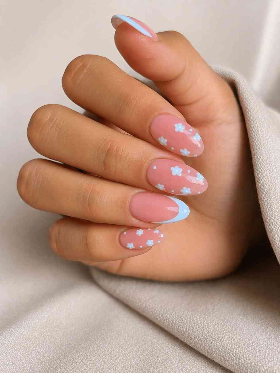 BLUE PASTEL