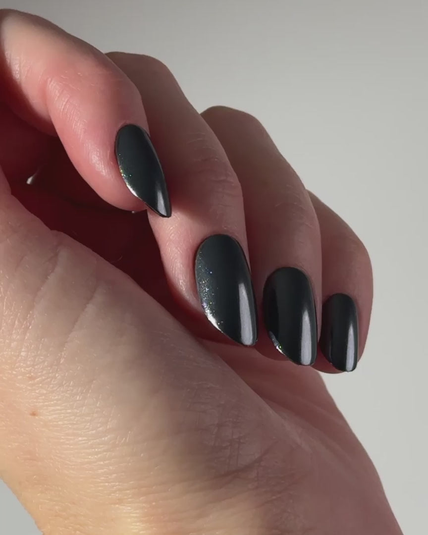Mirror Shine Black Nails