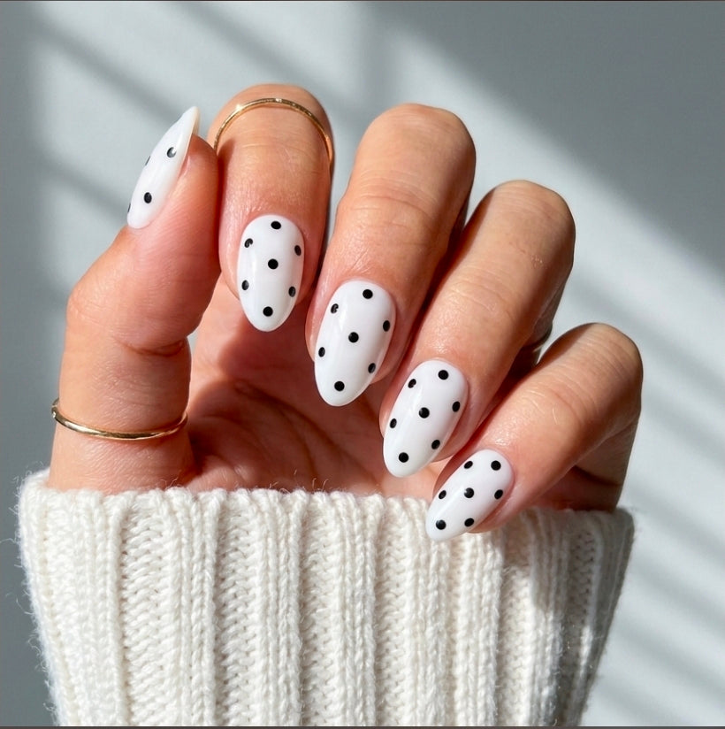 Black & White Polka Dots Nails
